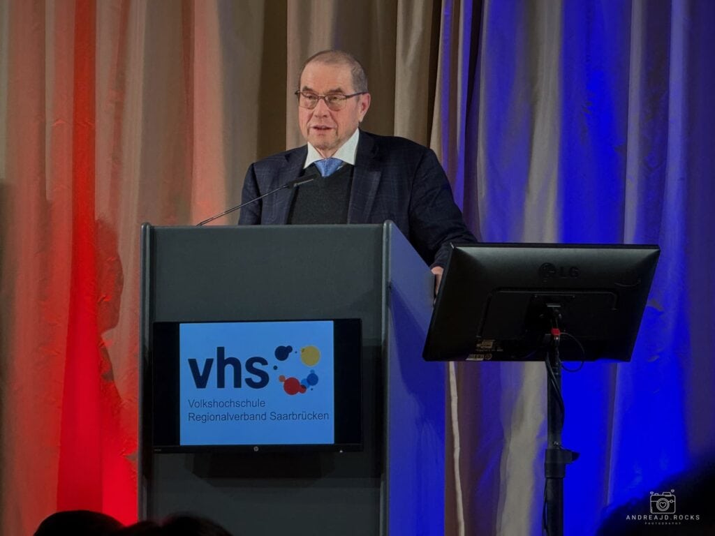 Prof. Dr. Rolf Hempelmann, Vorsitzender der Deutsch-Koreanischen Gesellschaft RV Saarland